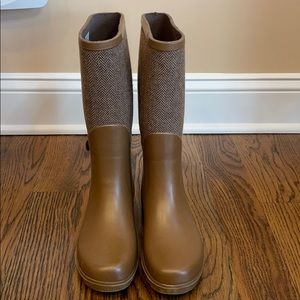 G.H. Bass & Co Brown Rain Boots Sz7